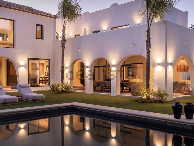 Chalet, Linda Vista Nueva Alcántara Cortijo Blanco, Marbella