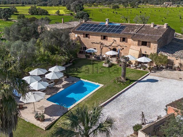 Chalet, Llucmajor