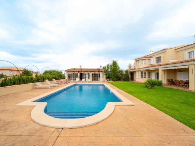 Chalet, Llucmajor