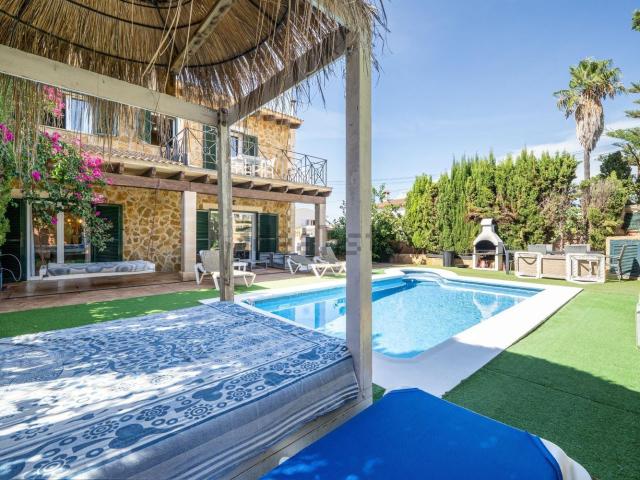 Chalet, Llucmajor