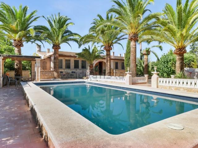 Chalet, Llucmajor