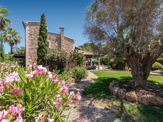Chalet, Llucmajor