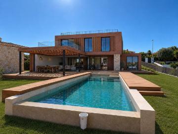 Chalet, Llucmajor