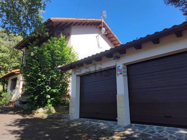 Chalet, Llanes