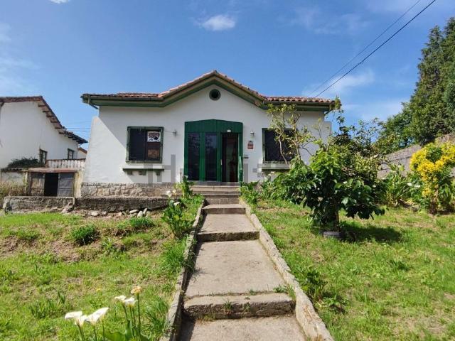 Chalet, Llanes