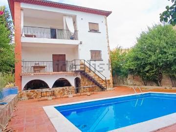 Chalet, Lliçà d&apos Amunt