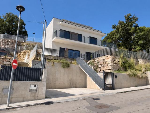 Chalet, Llinars del Vallès