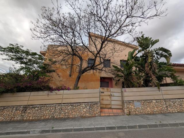 Chalet, Llorenç del Penedès