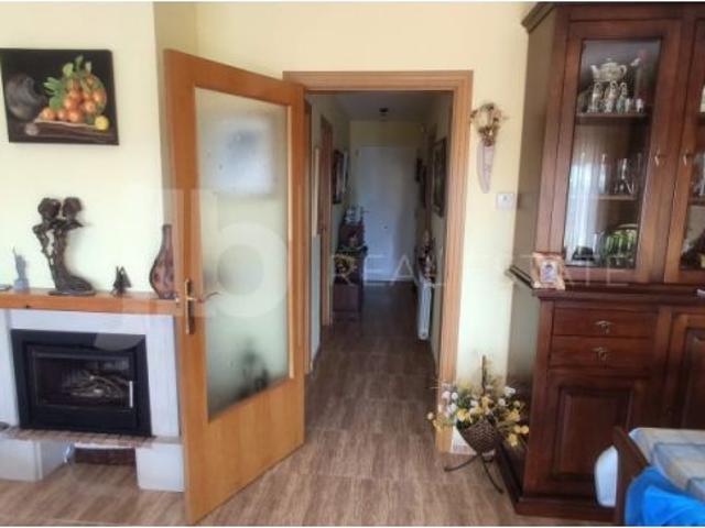 Chalet luminoso con jardín y barbacoa en zona residencial de Roda de Barà