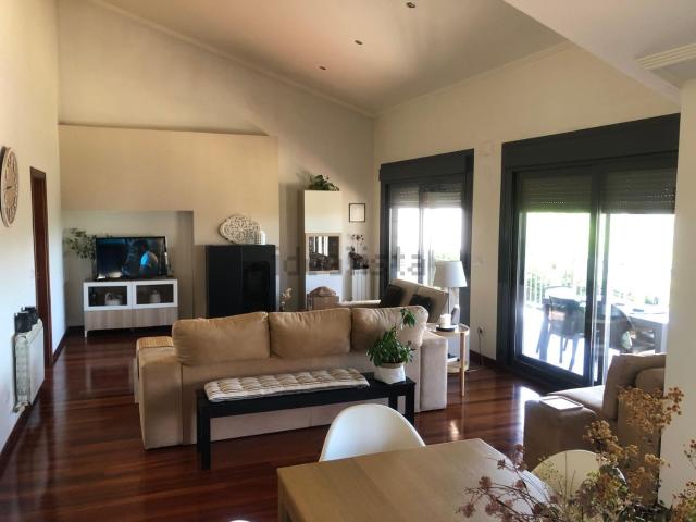 Chalet, Mourente