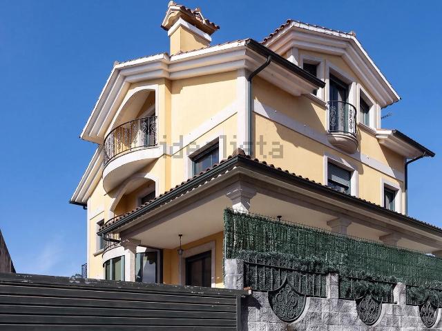 Chalet, Moaña