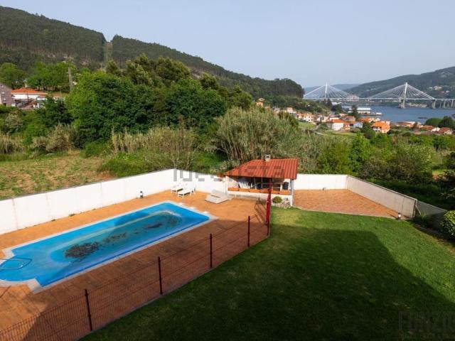 Chalet, Moaña