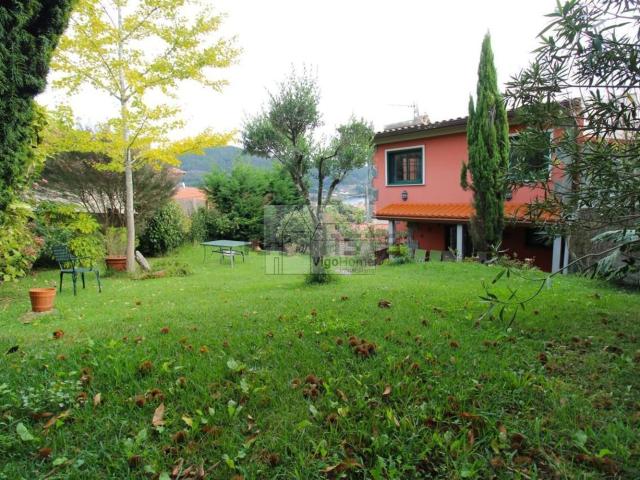 Chalet, Moaña