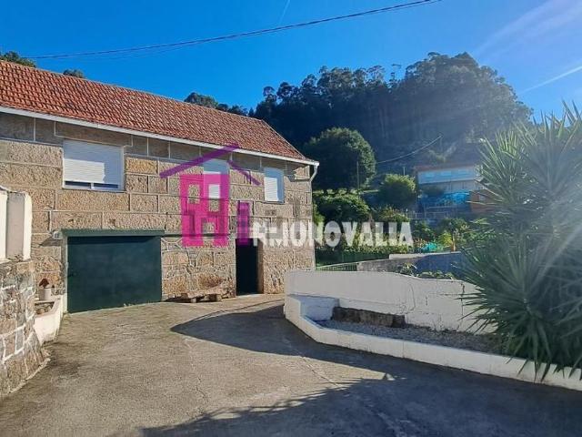 Chalet, Moaña