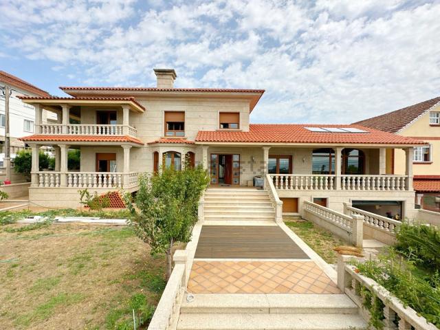 Chalet, Moaña