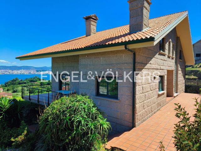 Chalet, Moaña