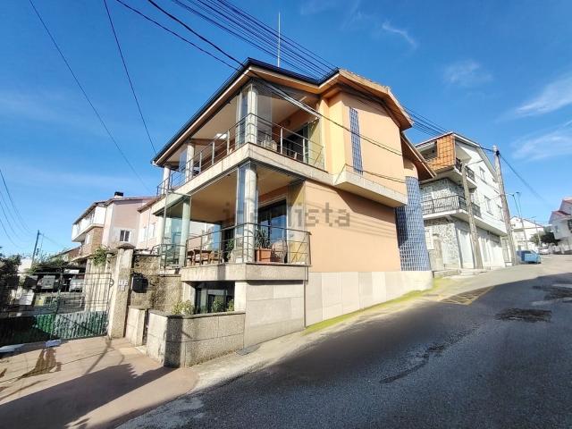 Chalet, Moaña