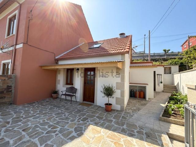 Chalet, Moaña