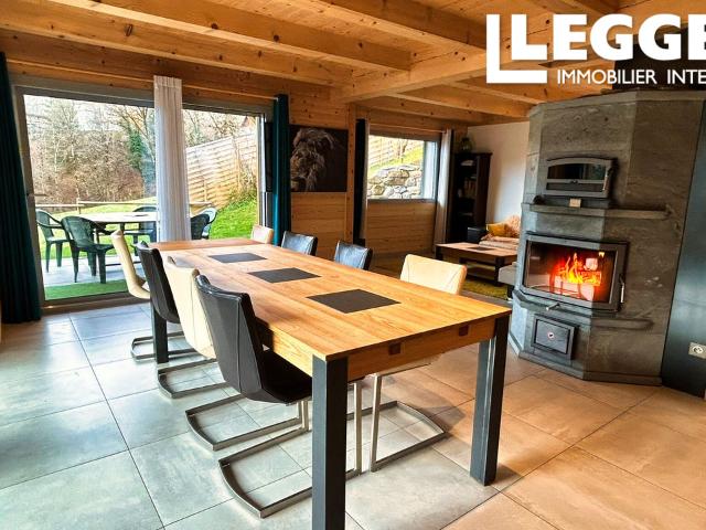 Chalet moderne et lumineux, vue panoramique, grand garage avec potentiel pro près de Ski, Thônes et Annecy