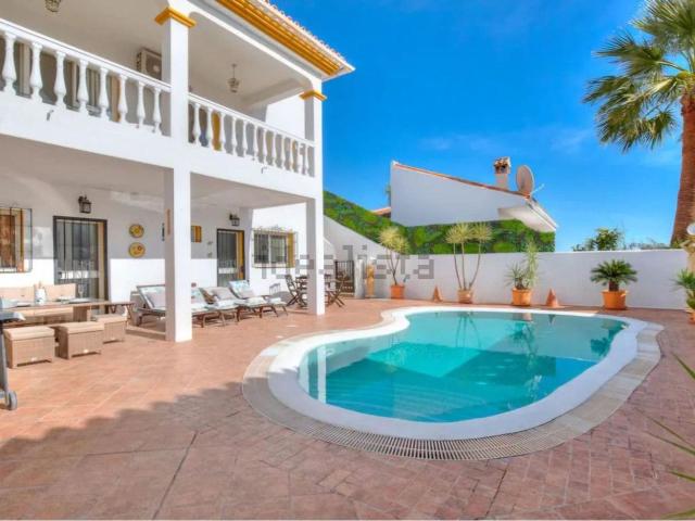 Chalet, Monda