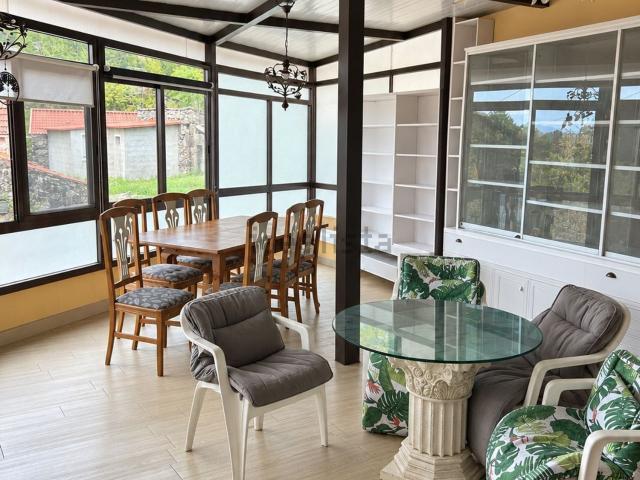 Chalet, Mondariz