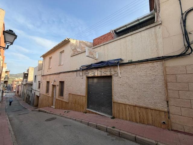 Chalet, Monovar