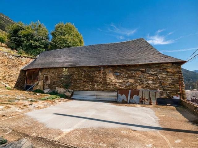 Chalet, Mont