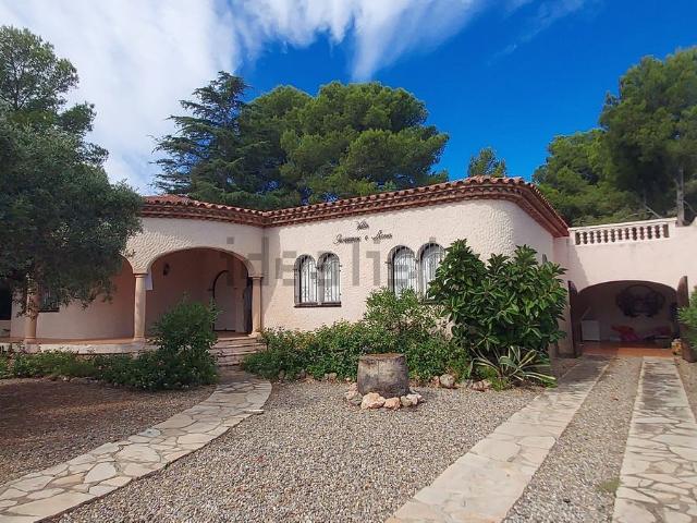 Chalet, Mont Roig del Camp