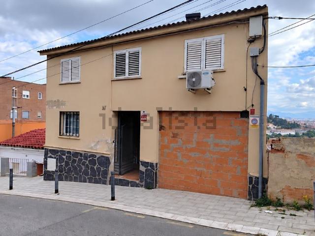 Chalet, Montcada i Reixac