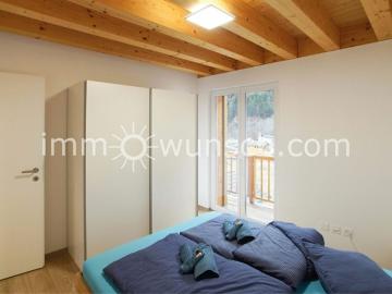 Chalet «Monte» in Selma modern, hell, mit Gartenbereich und Parkplatz