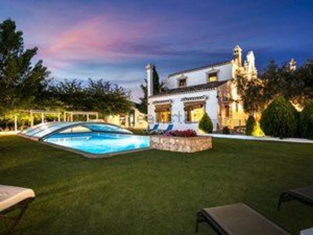 Chalet, Montefrio