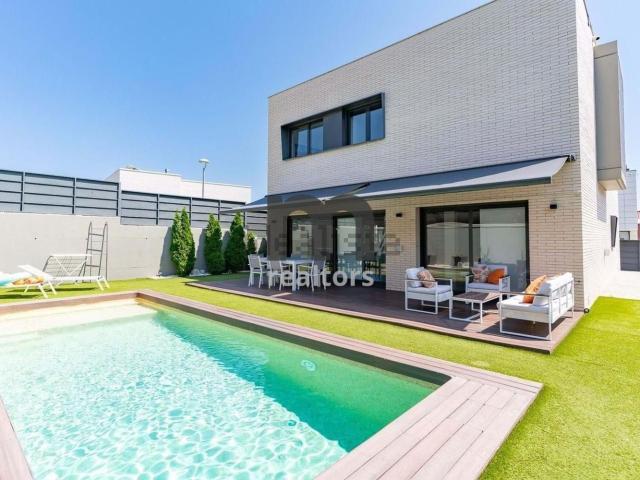 Chalet, Montgat