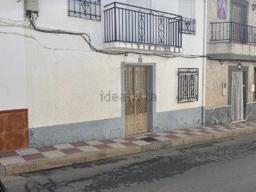 Chalet, Montillana