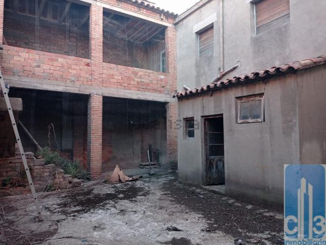 Chalet, Monzon