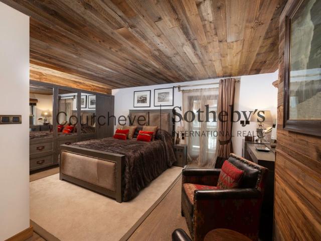 Chalet Moon Luxueux chalet au centre de Courchevel 1850