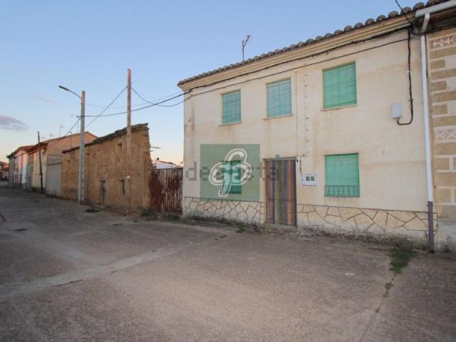 Chalet, Morales de Valverde