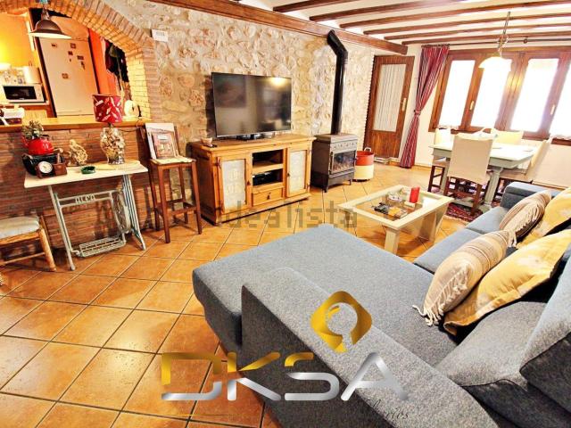 Chalet, Morella