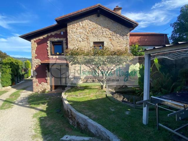 Chalet, Mos