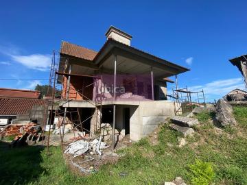 Chalet, Mos