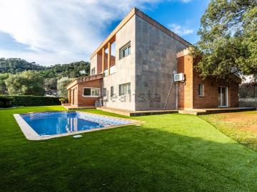 Chalet, Matadepera