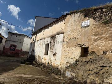 Chalet, Madroñera