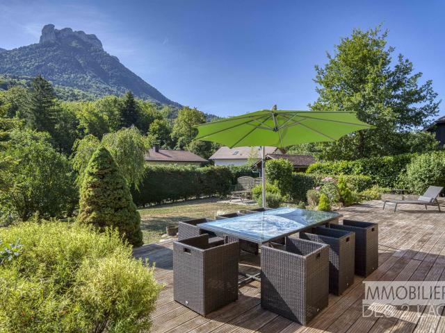 Chalet madrier de 130m2 dans un cadre exceptionnel 130m² Alex