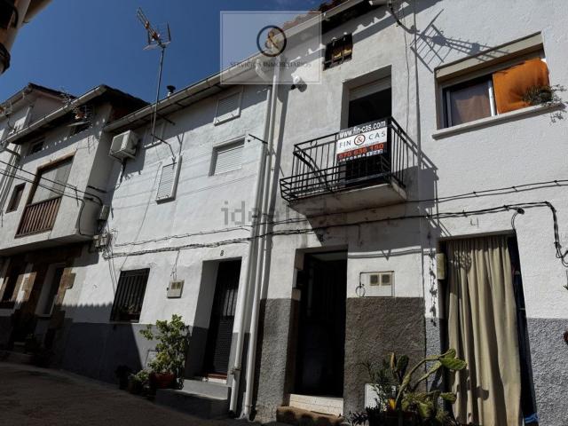 Chalet, Madrigal de la Vera