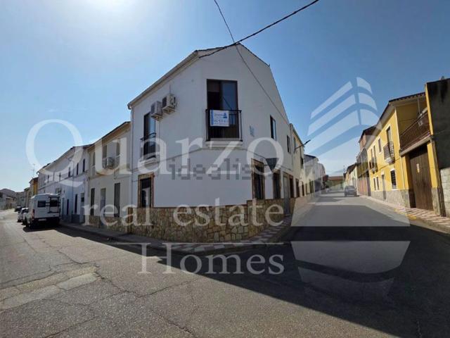 Chalet, Madrigalejo