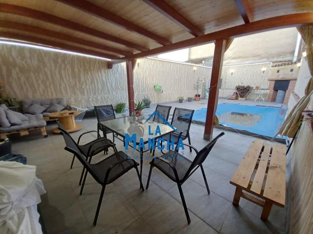 Chalet, Madrigueras