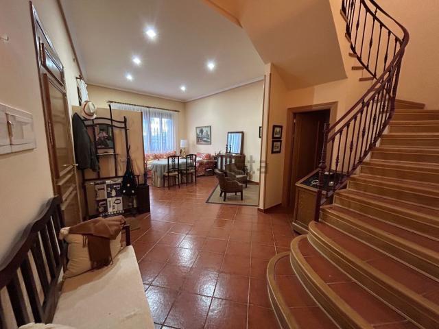 Chalet, Malagon