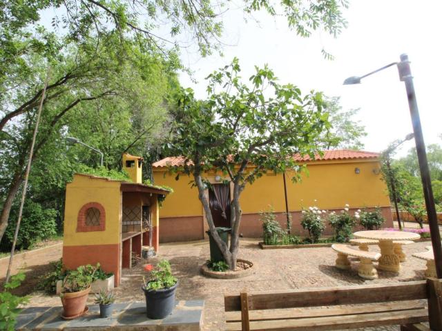 Chalet, Malagon