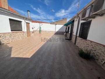 Chalet, Malagon