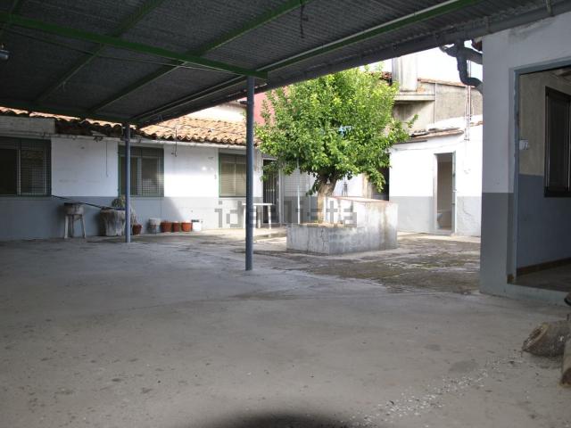 Chalet, Malpartida de Plasencia
