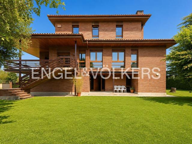 Chalet, Manlleu